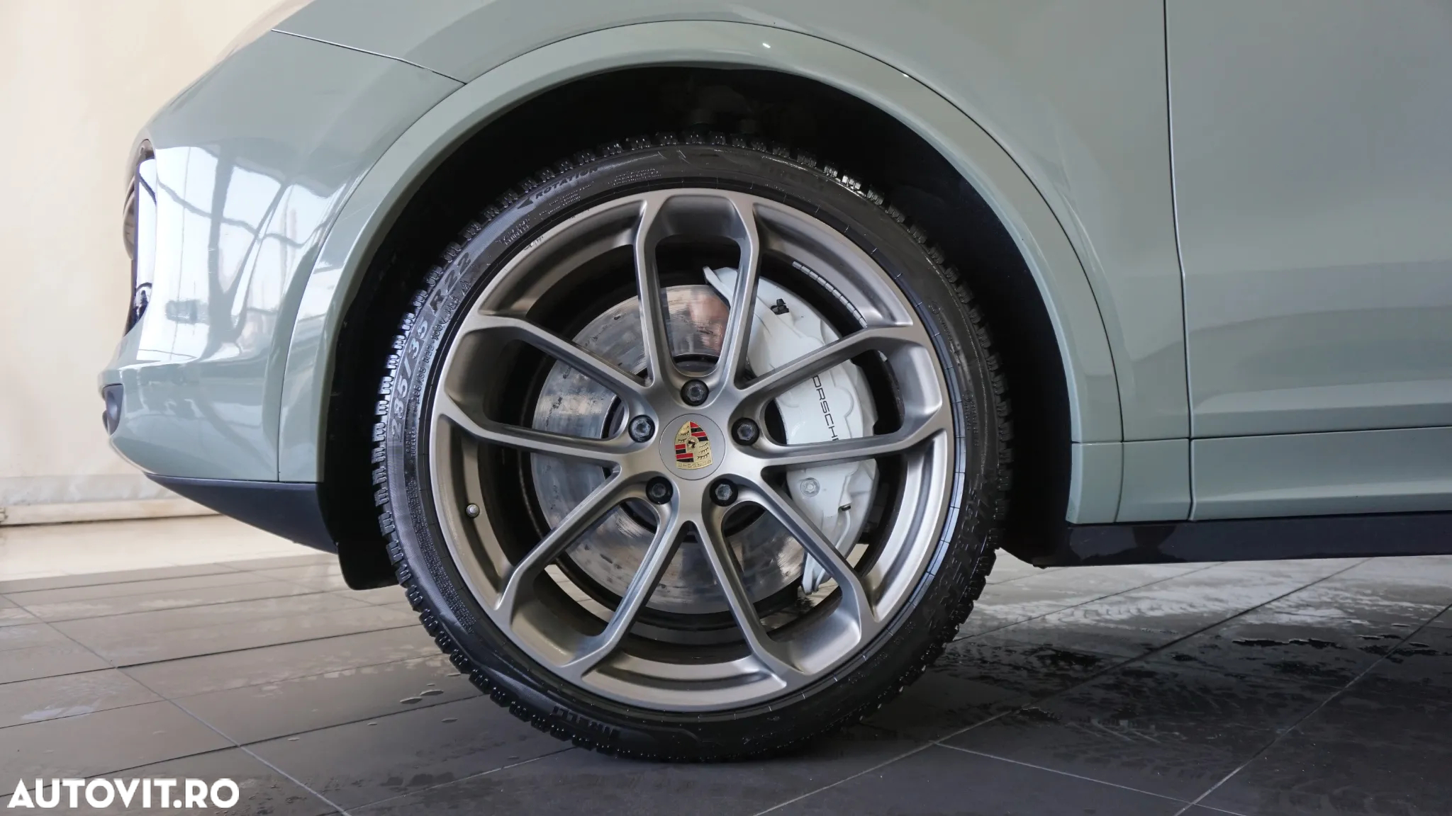Porsche Cayenne Turbo - 8