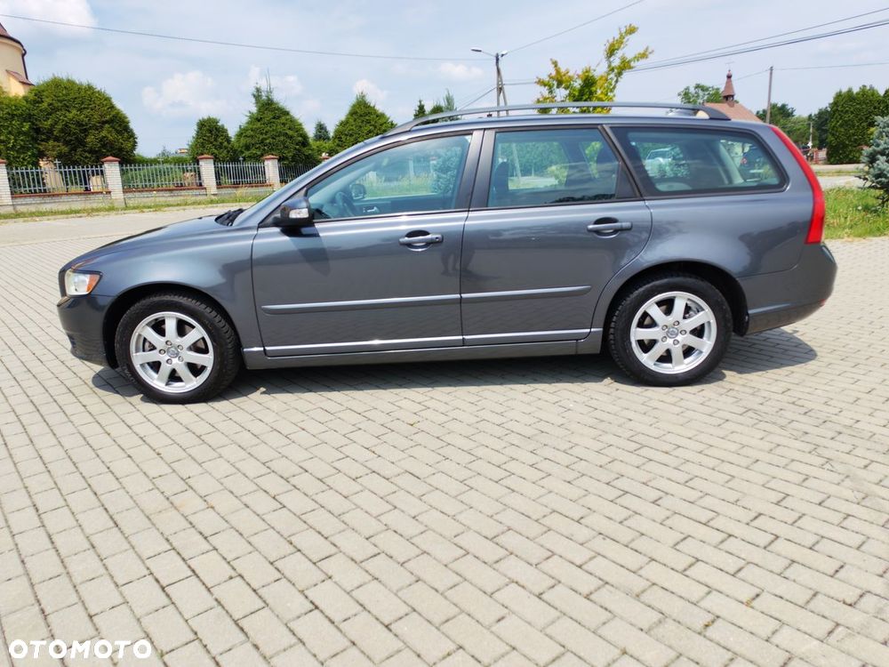 Volvo V50 - 2