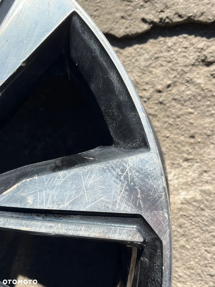 Felga Renault Astral 7J x 19 ET 32 403004862R 1szt - 4