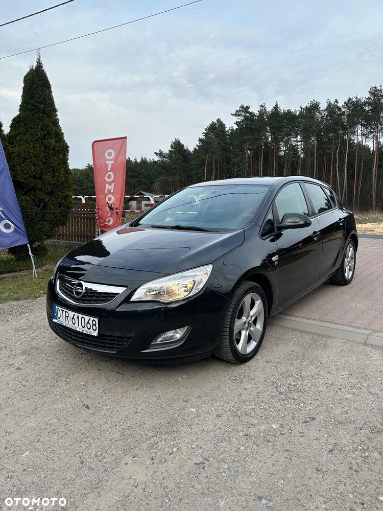 Opel Astra 1.4 150 Jahre - 2