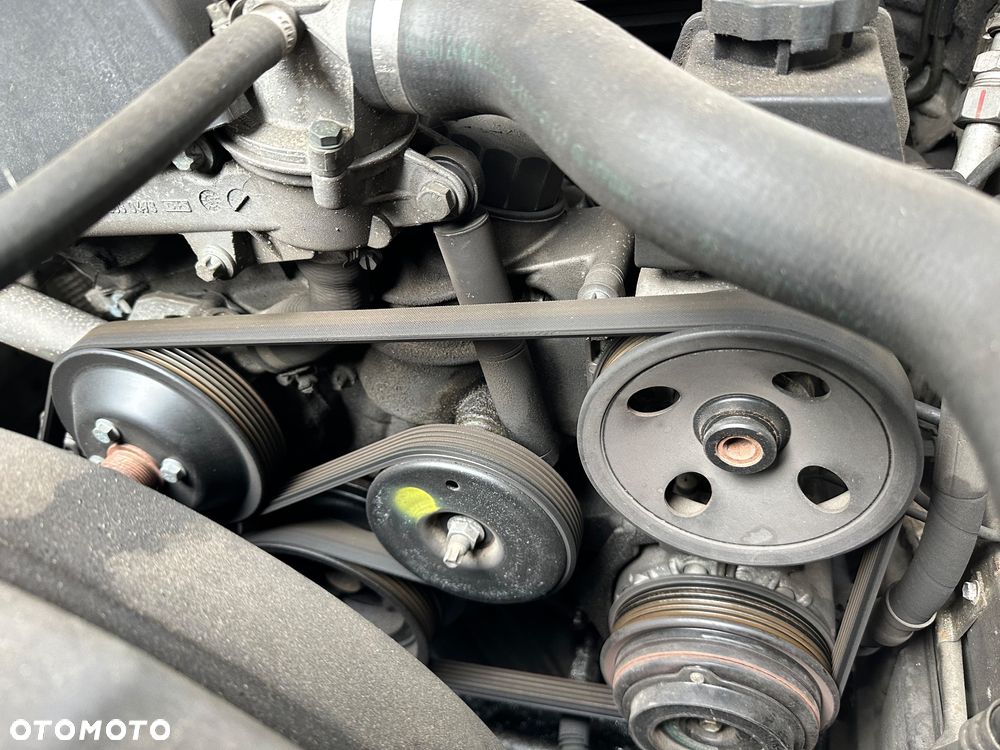 Mercedes-Benz CLK - 19