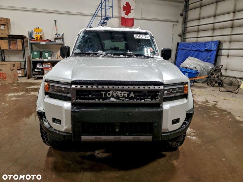 Toyota Land Cruiser - 6