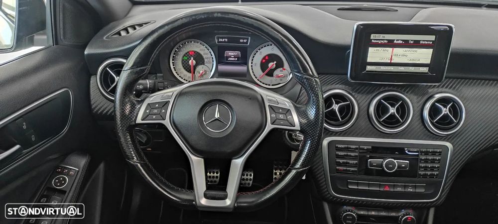 Mercedes-Benz A 180 d AMG Line - 26