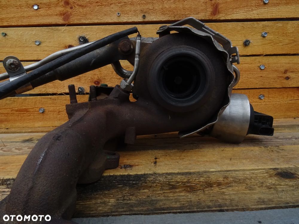 Turbosprężarka Volkswagen 2.0 TDI 03L253056G - 3