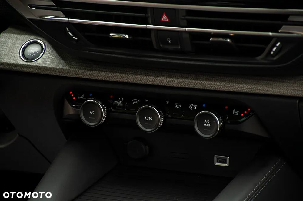 Citroën C5X PureTech 180 Start&Stop EAT8 SHINE - 17