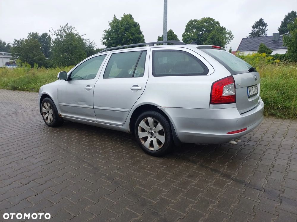 Skoda Octavia 2.0 TDI Ambiente - 10