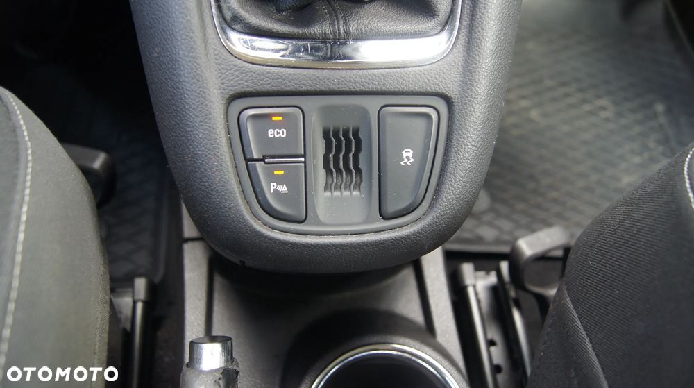 Opel Zafira 2.0 D Start/Stop Business - 26