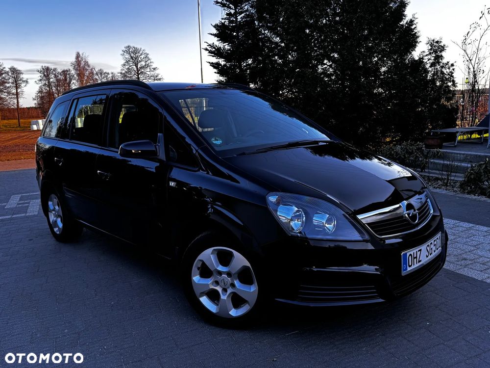 Opel Zafira - 24