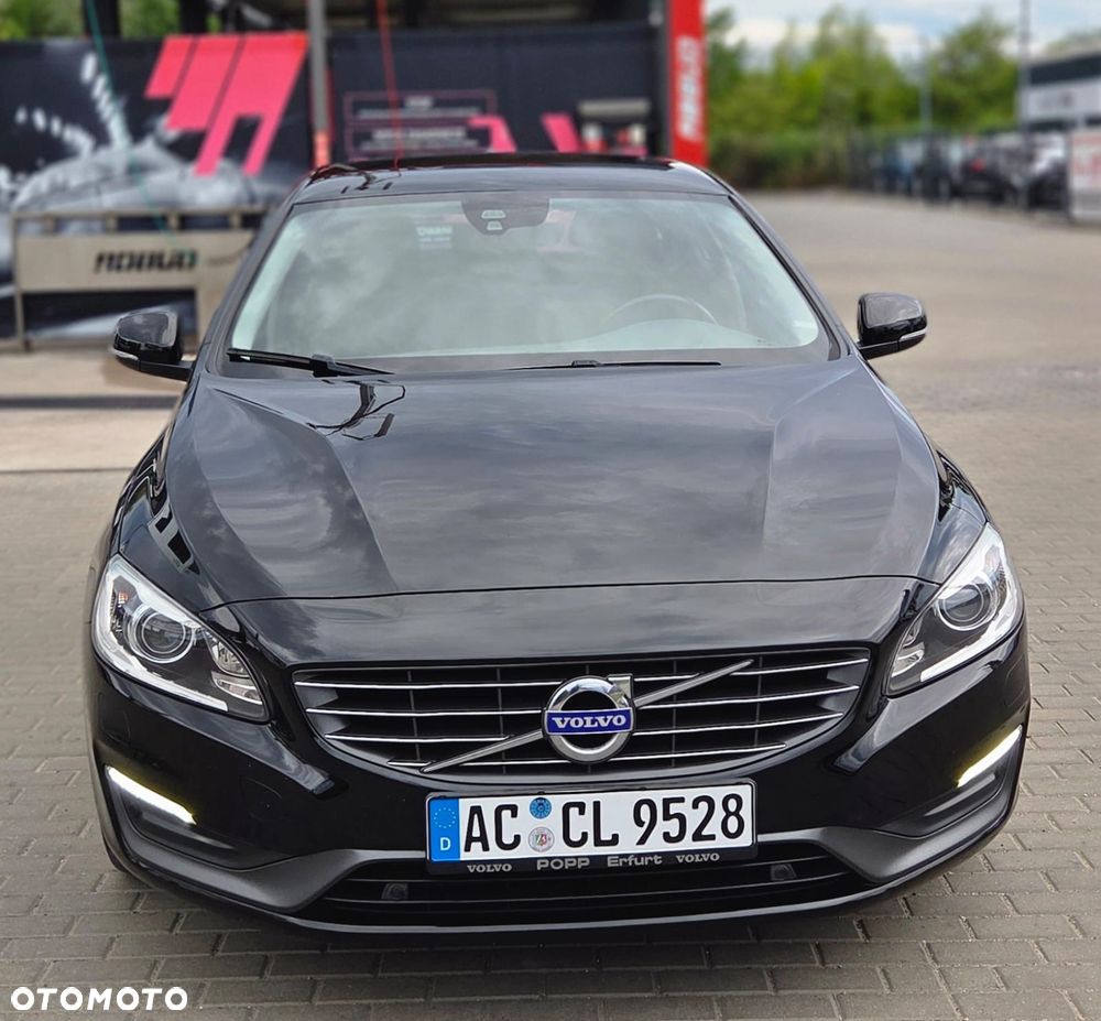 Volvo V60 D3 Base - 4