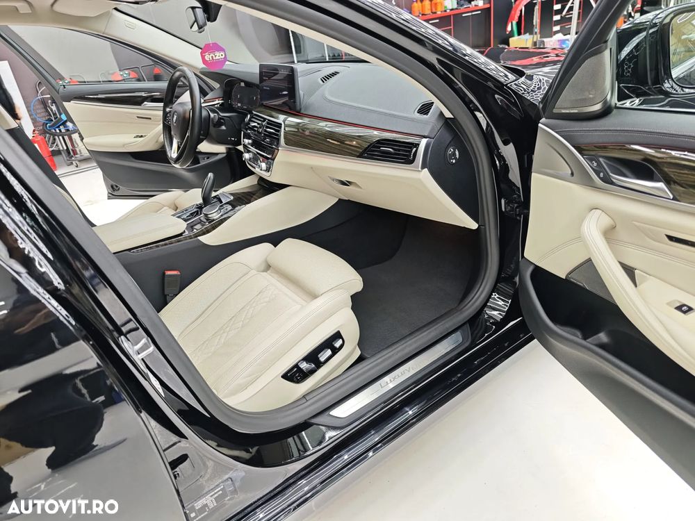 BMW Seria 5 520i Aut. Luxury Line - 5