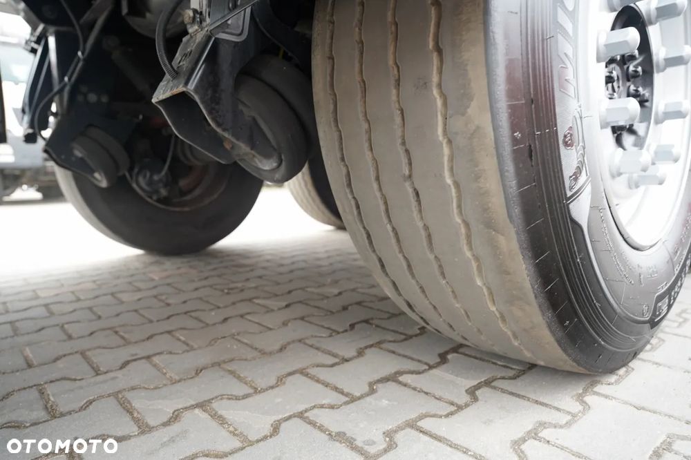 Krone CHŁODNIA / THERMO KING SLXi / OŚ PODNOSZONA / - 24