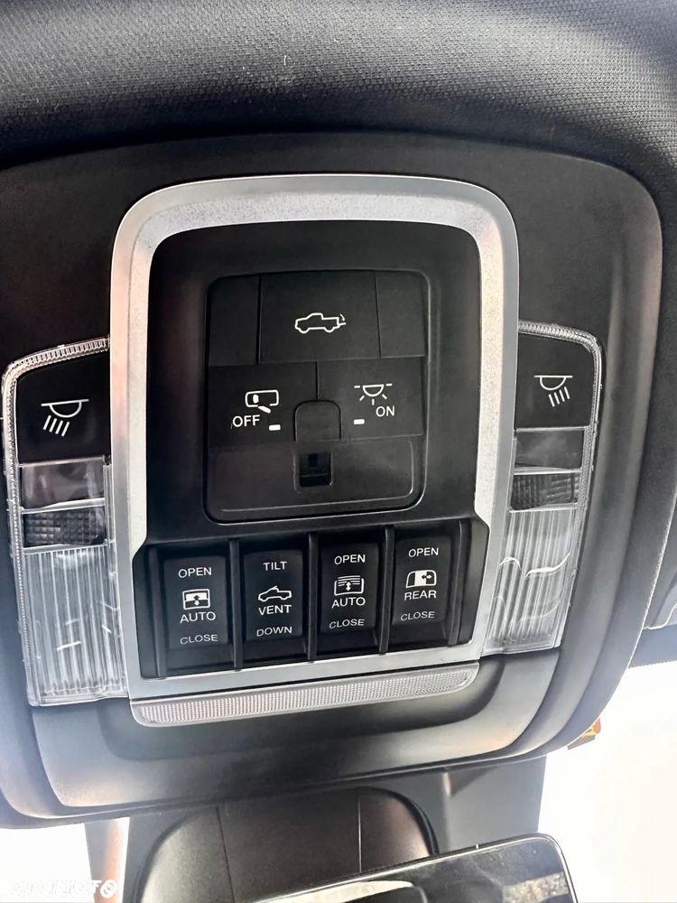 RAM 1500 5.7 Crew Cab Limited - 21