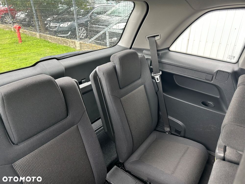 Opel Zafira - 7