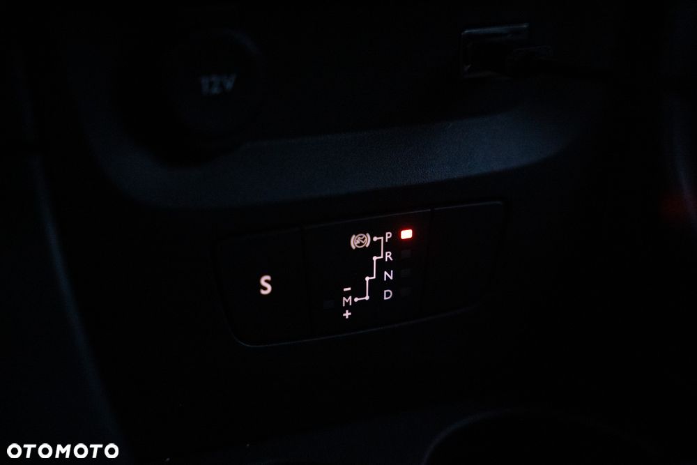 Citroën C3 1.2 PureTech Max EAT6 - 33