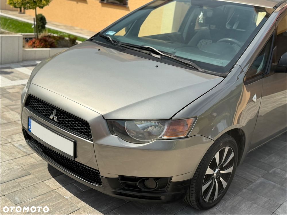 Mitsubishi Colt 1.3 Invite - 27