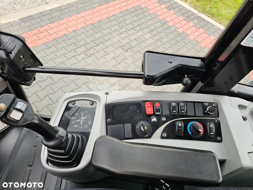 Caterpillar 906 M - 16