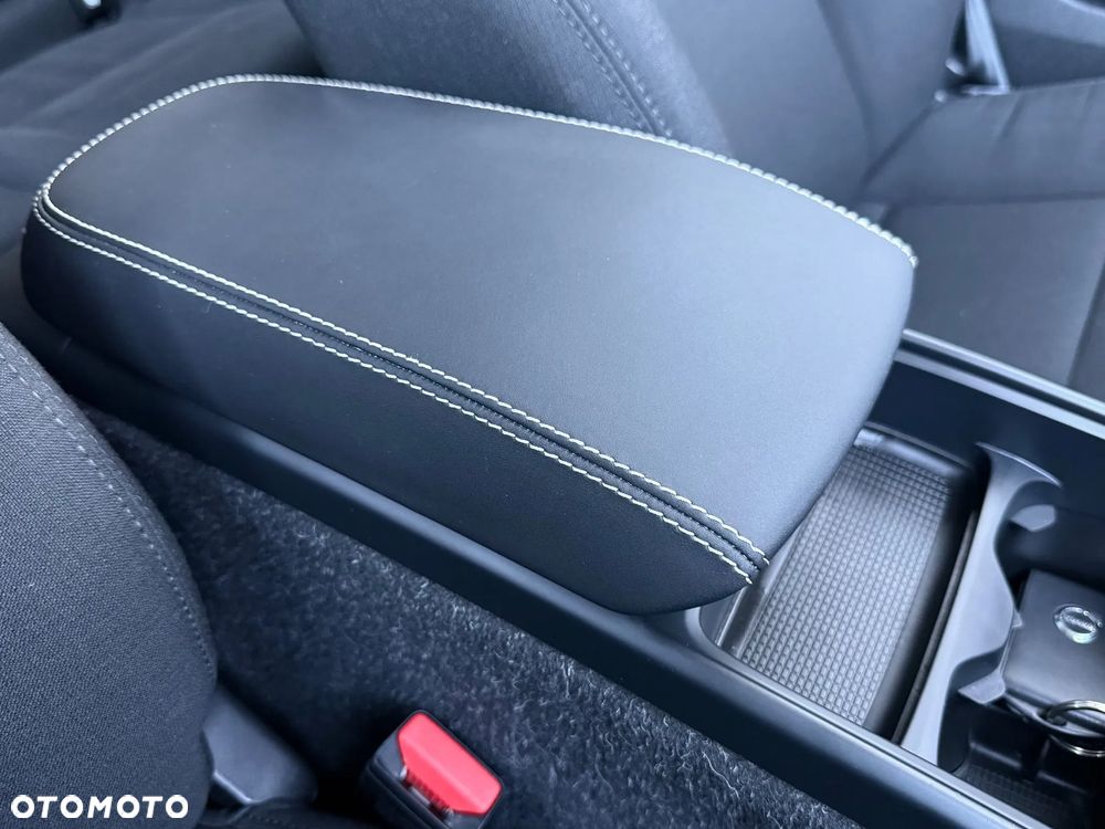 Volvo XC 40 T2 Momentum Core - 16