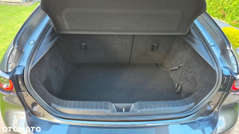 Mazda 3 e-SKYACTIV-G 150 M HYBRID DRIVE HOMURA - 25