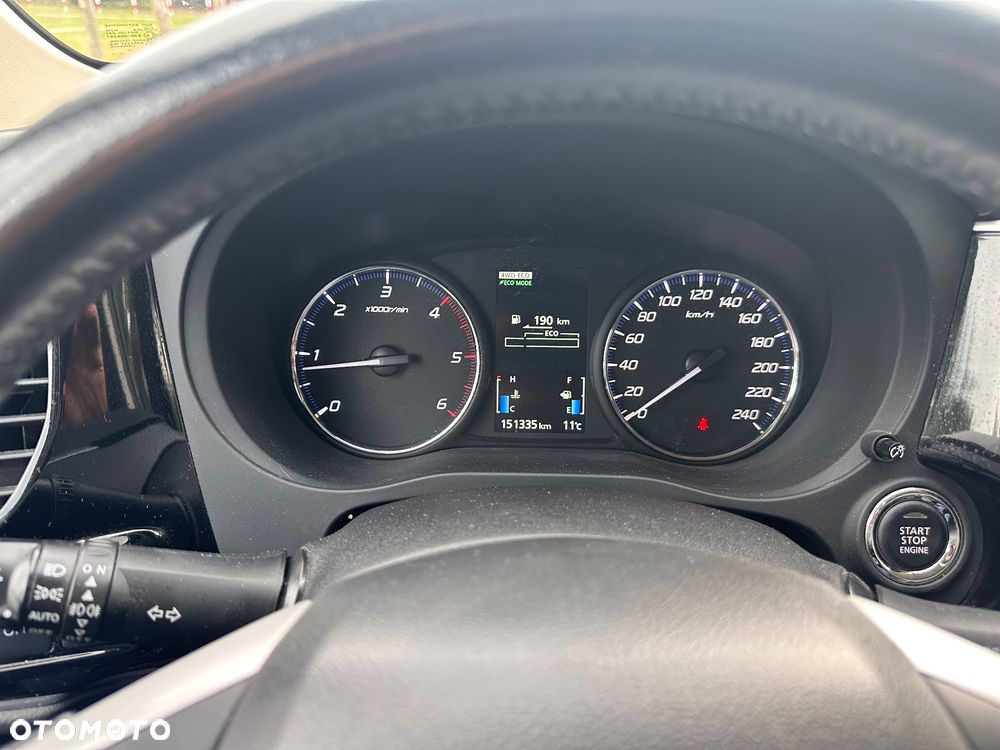 Mitsubishi Outlander 2.2 DID Intense - 15