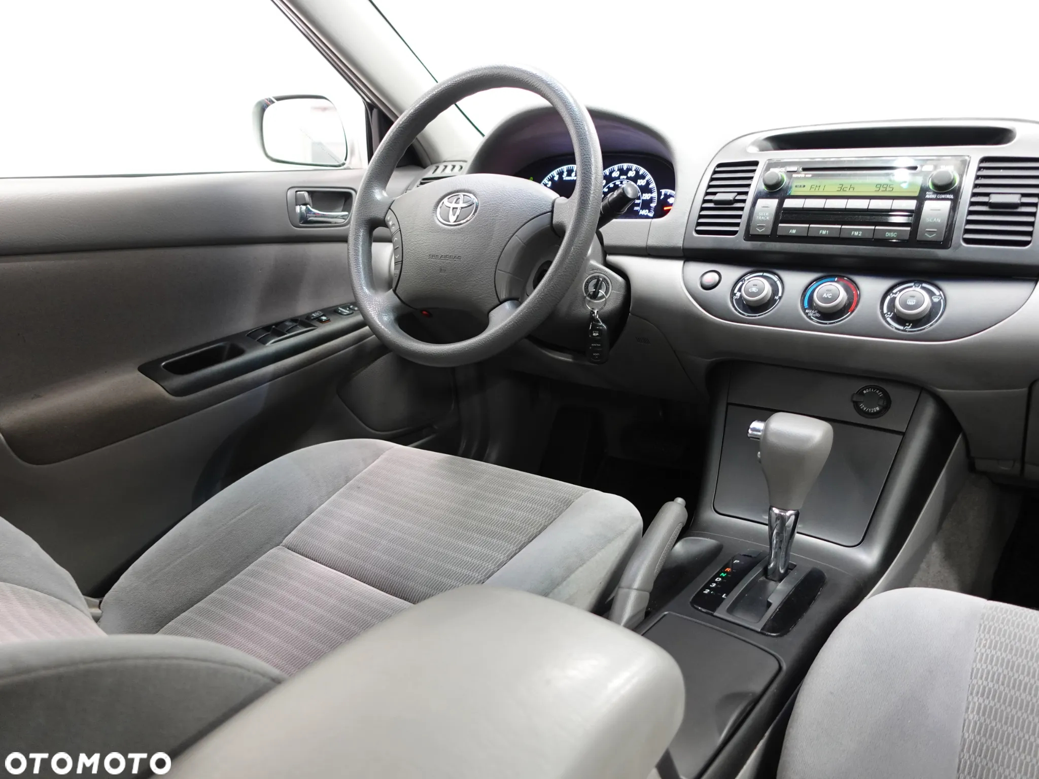 Toyota Camry 2.4 VVT-i - 34