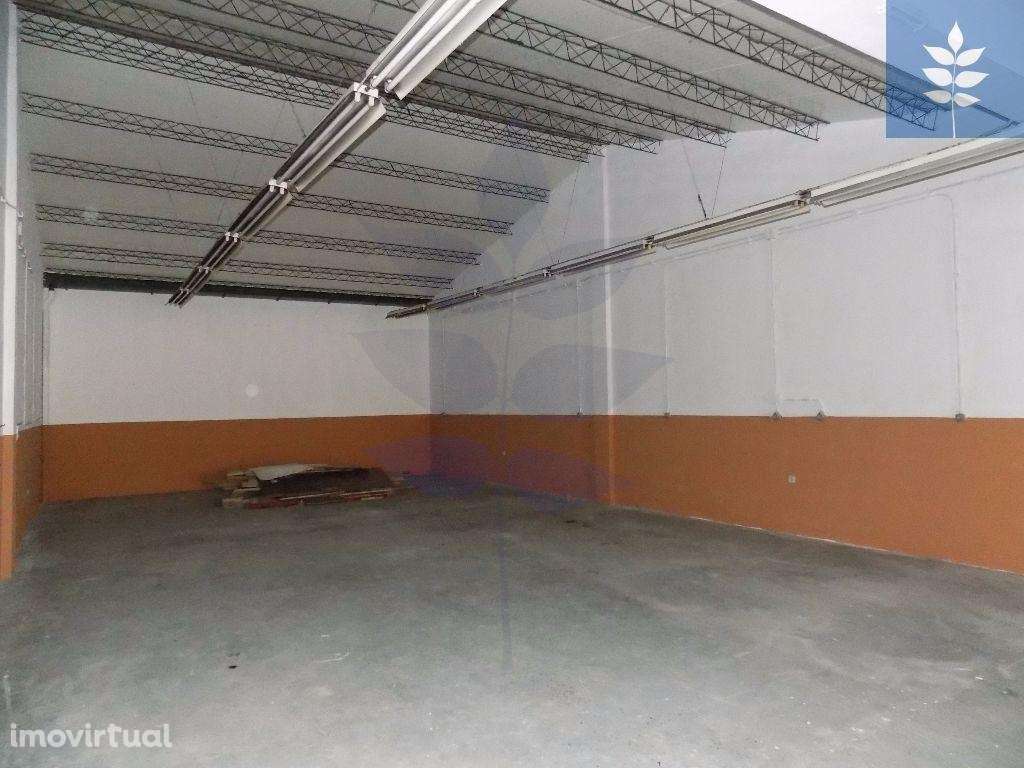 Arrenda-se Armazém S. Vitor  - Excelentes Acessos. Boa Localização! - Grande imagem: 4/12