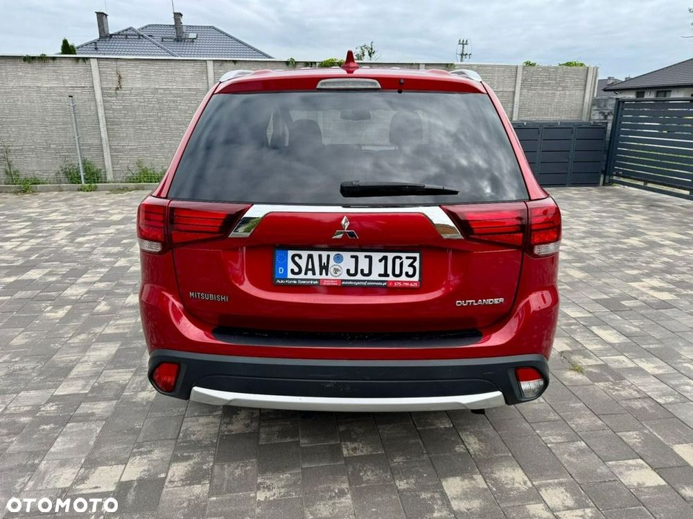 Mitsubishi Outlander - 29
