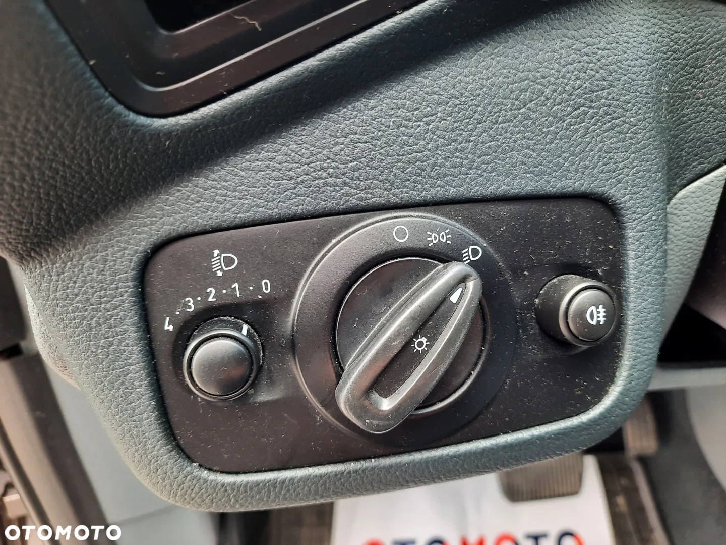 Ford Grand C-MAX 2.0 TDCi SYNC Edition - 25