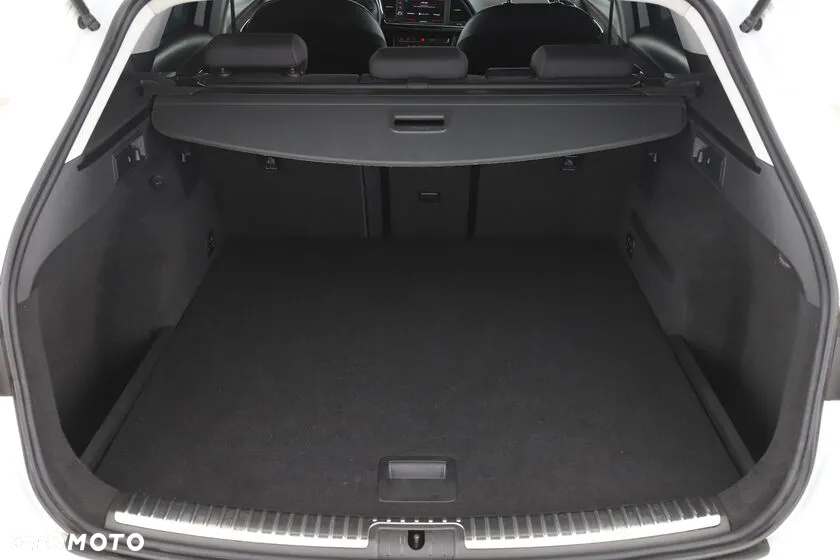 Seat Leon 2.0 TDI DPF Ecomotive DSG FR - 13