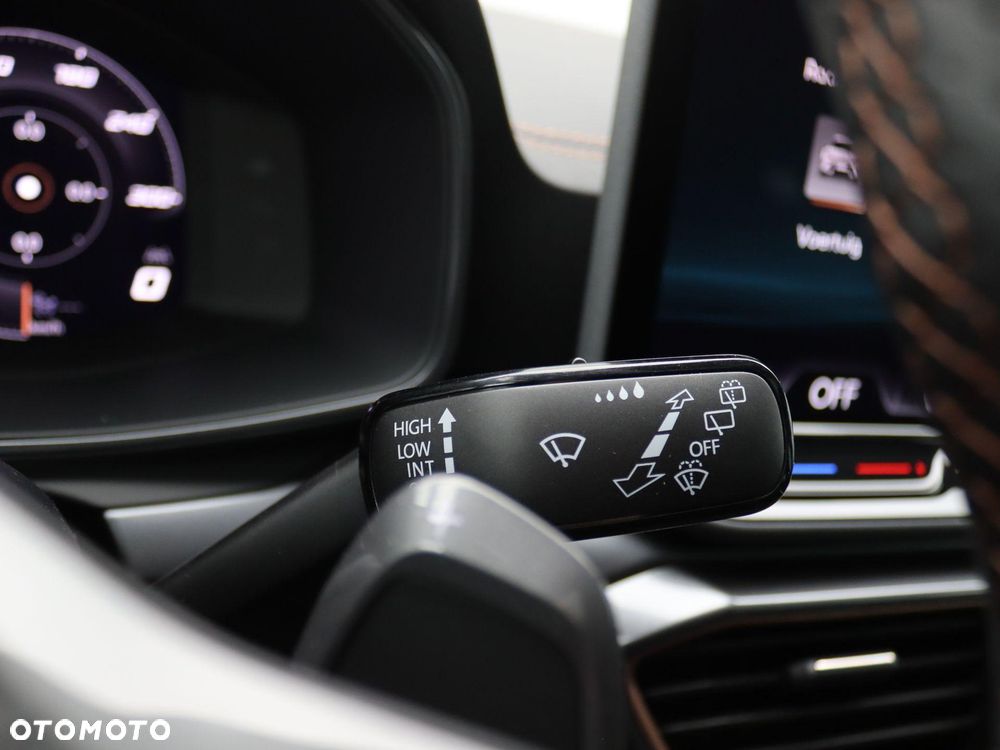 Cupra Formentor 1.5 e-Hybrid DSG VZ - 19