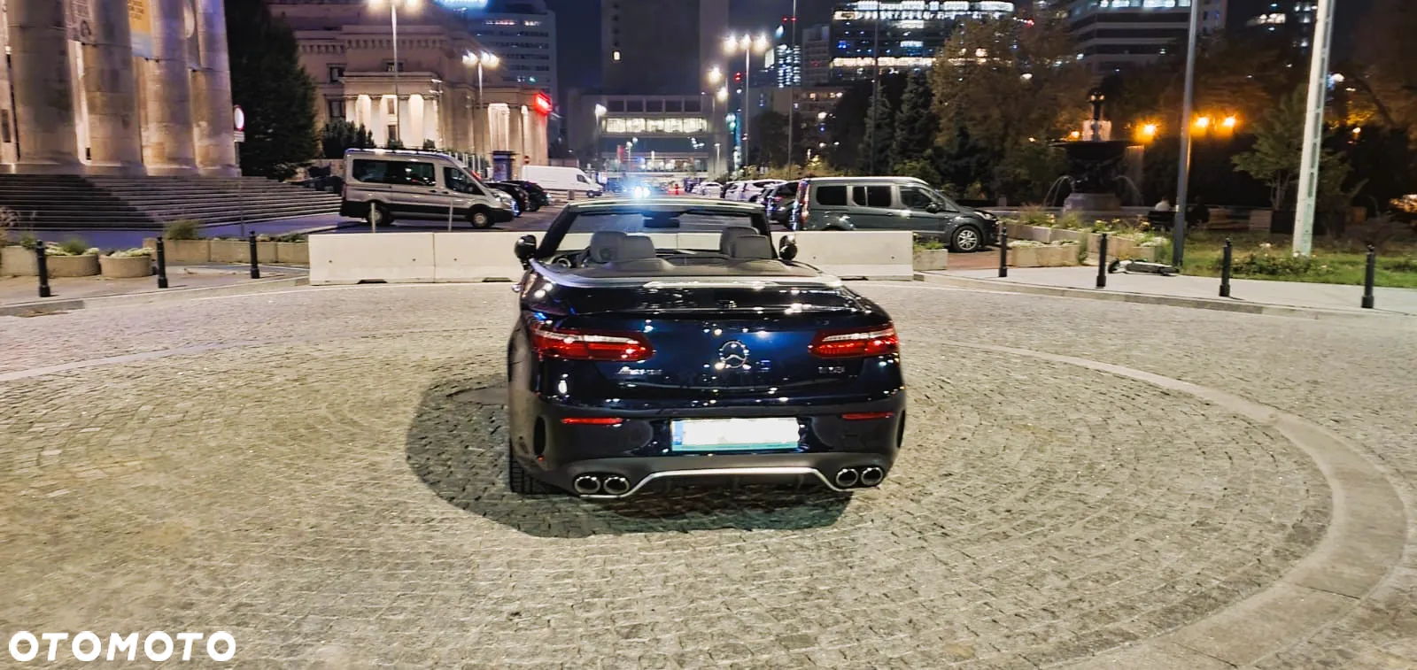 Mercedes-Benz Klasa E AMG 53 Kabriolet 4-Matic+ 9G-TRONIC - 2