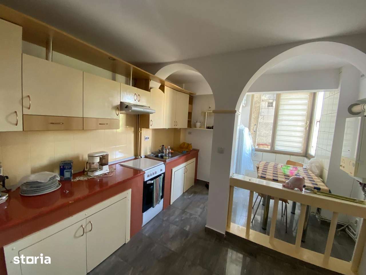 Apartament cu 2 camere de închiriat — fotografia 3