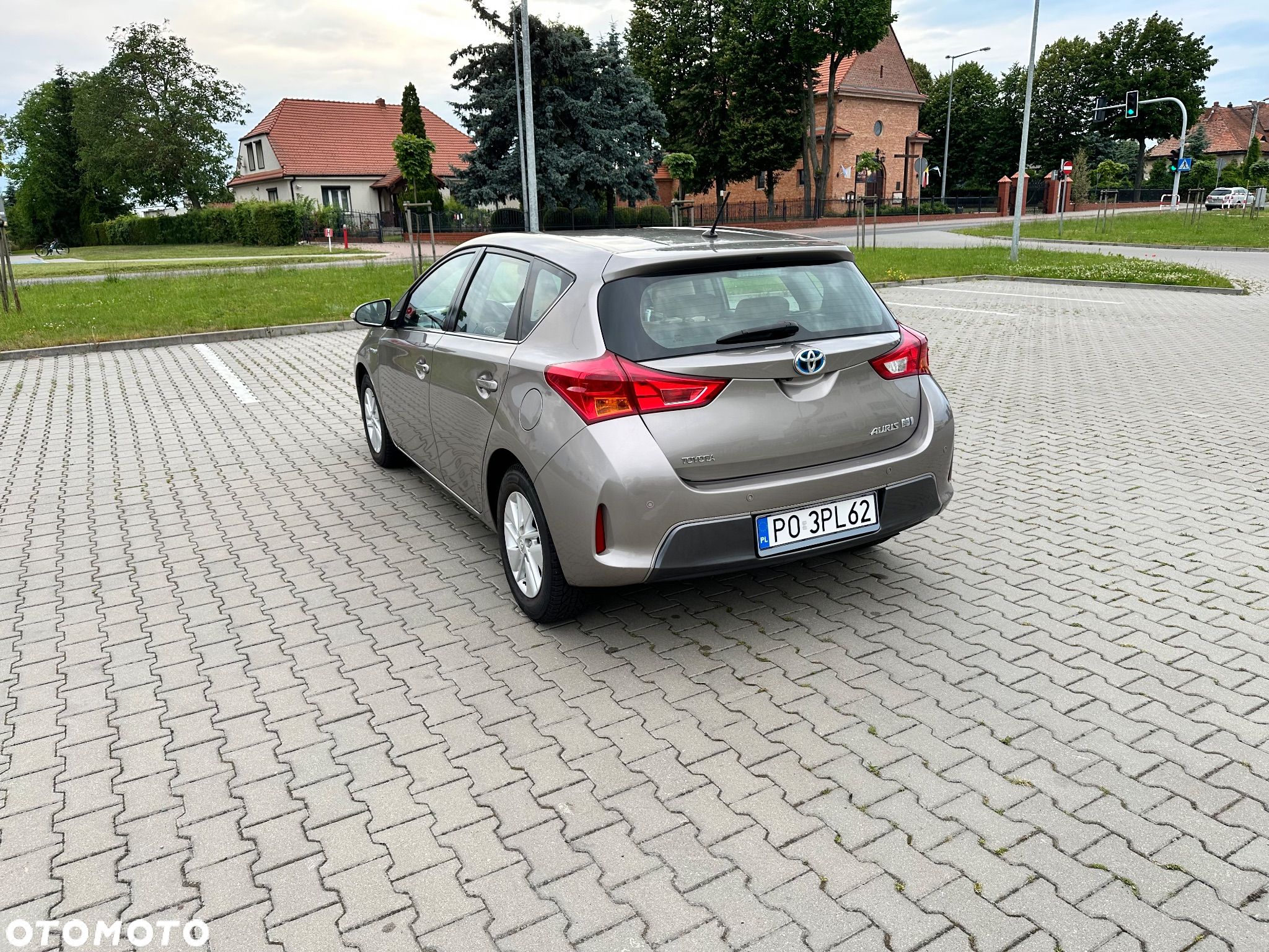 Toyota Auris Hybrid 135 Prestige - 1