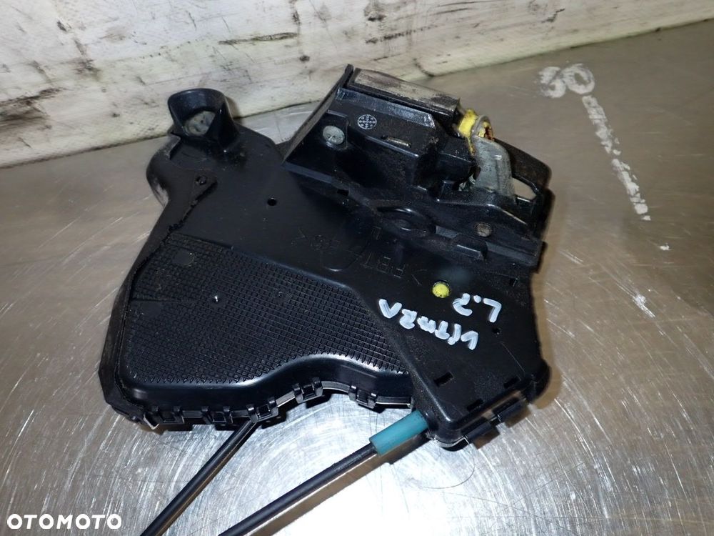 ZAMEK LEWY PRZÓD DRZWI SUZUKI GRAND VITARA II 1.9  6051100 - 2