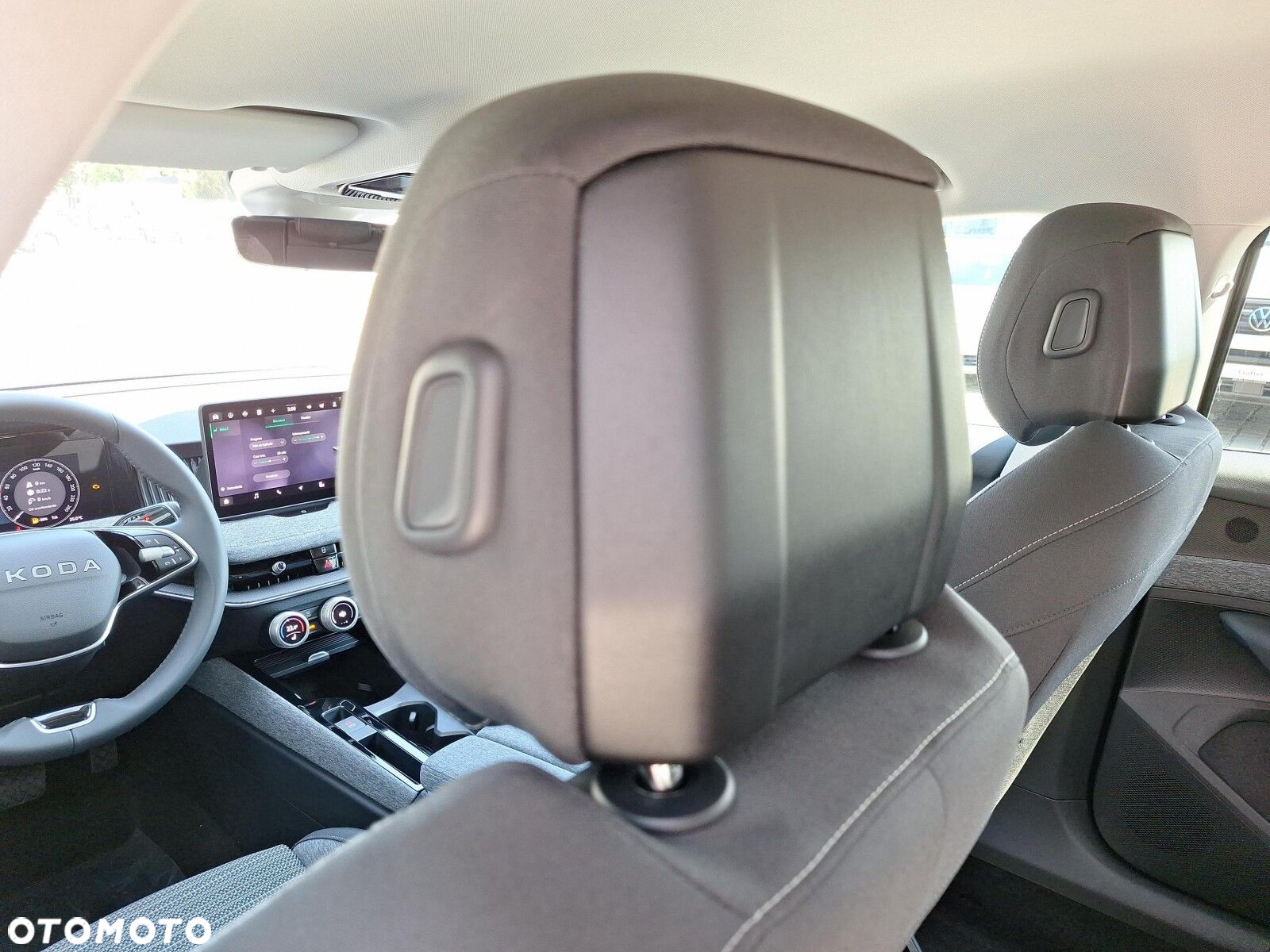 Skoda Superb 2.0 TDI SCR Edition 130 DSG - 27