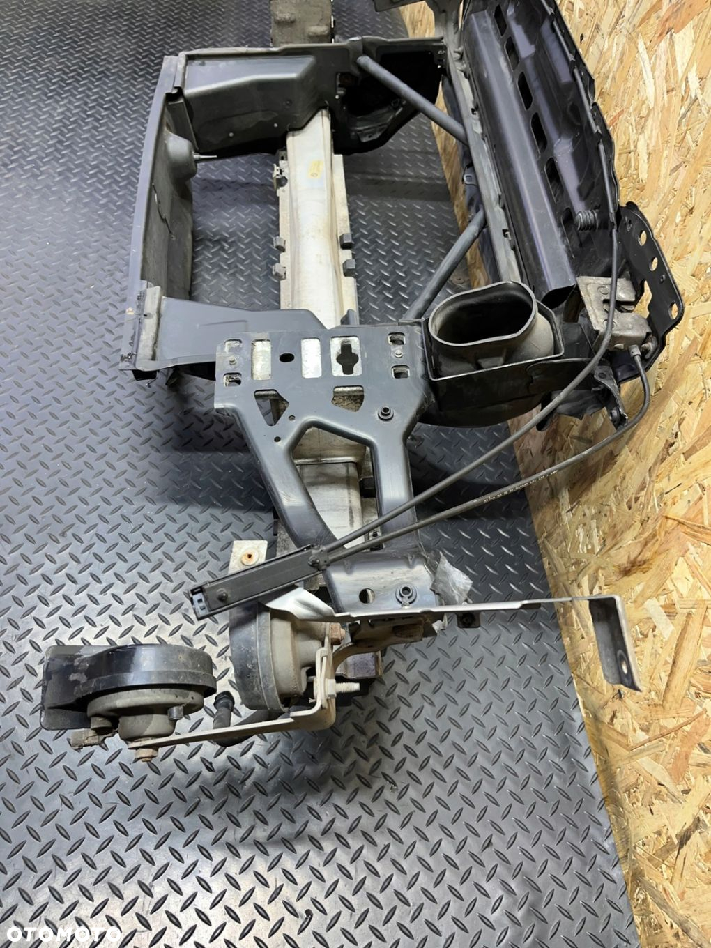PAS PRZEDNI BMW E60 E61 530D 535D M57 WZMOCNIENIE CZOŁOWE BELKA OE 7148586 - 13