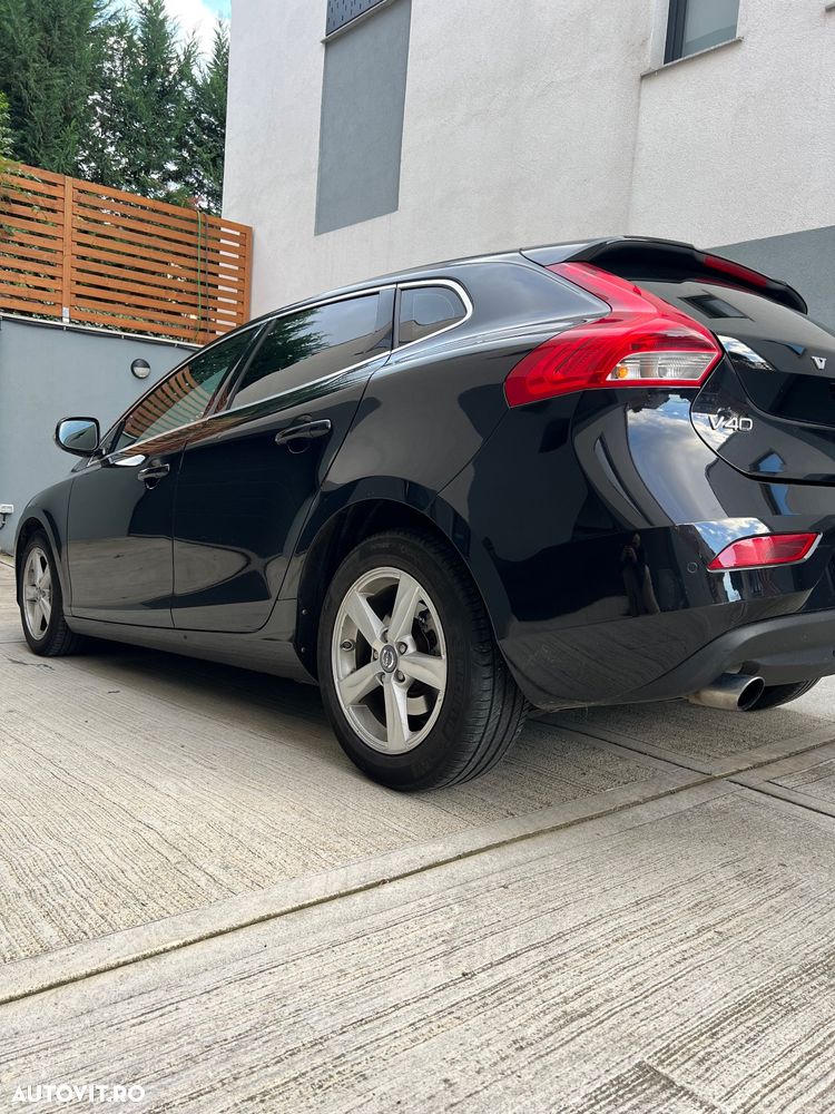 Volvo V40 D4 VEA Momentum - 6