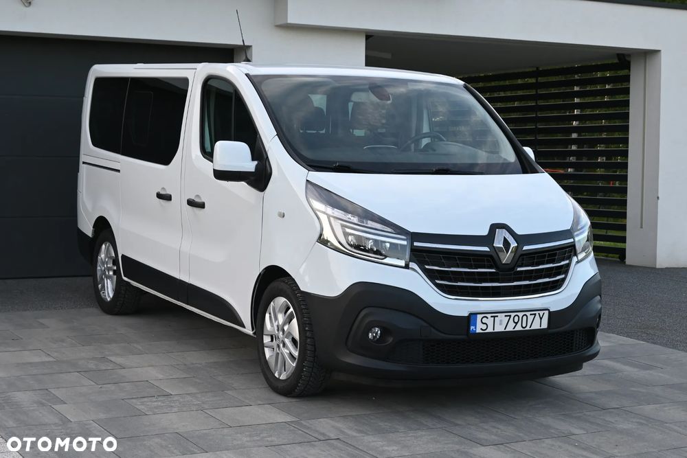 Renault Trafic - 2