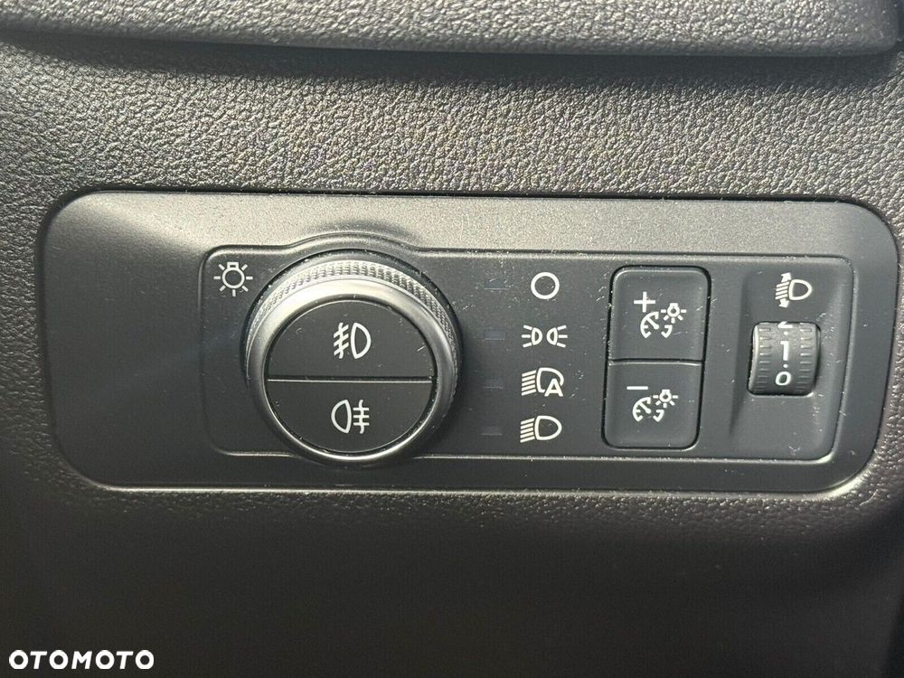 Ford Kuga - 20