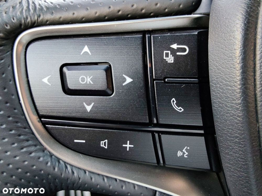 Lexus ES 300h F Sport Edition - 28