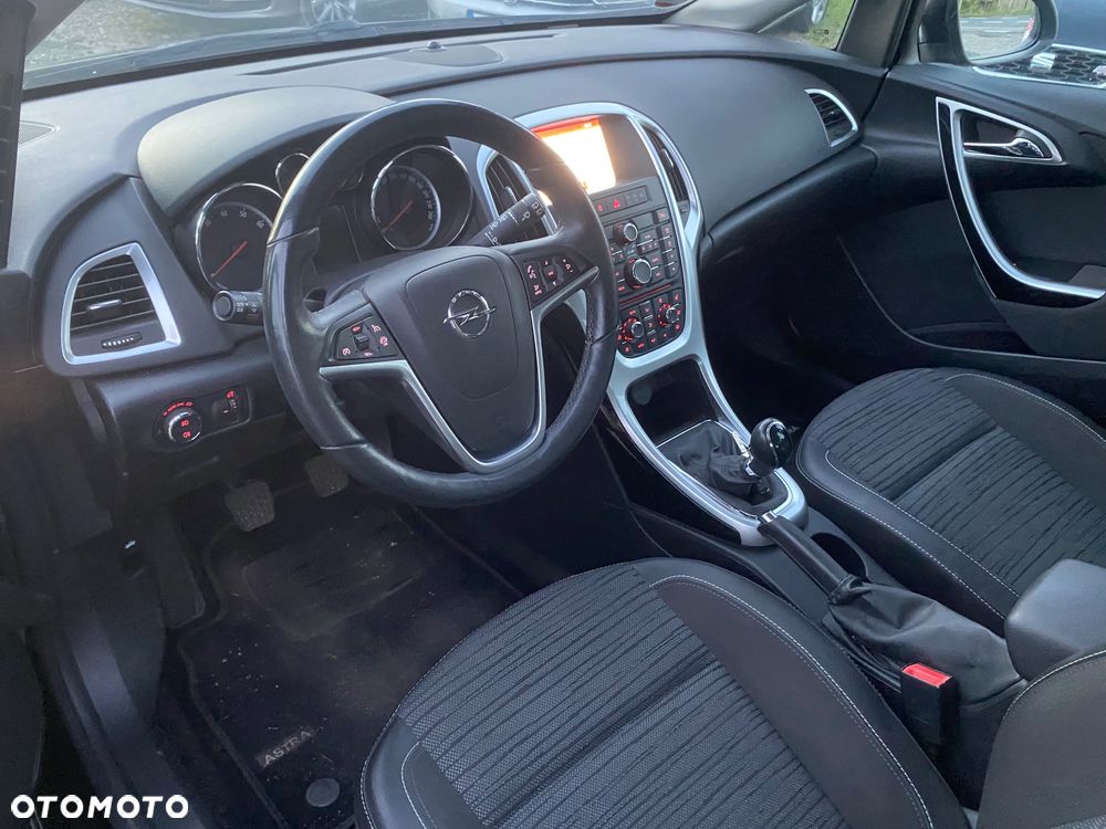 Opel Astra 1.4 Turbo Exklusiv - 20