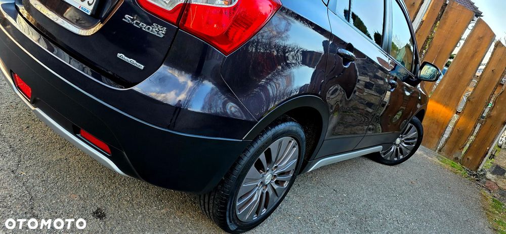 Suzuki SX4 S-Cross 1.6 Premium 4WD - 23