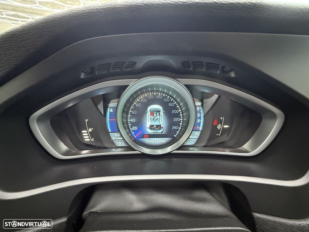 Volvo V40 1.6 D2 R-Design Momentum - 25