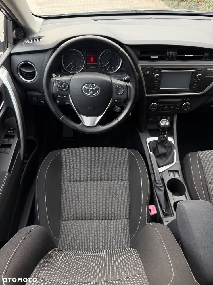 Toyota Auris 2.0 D-4D Premium Comfort - 15