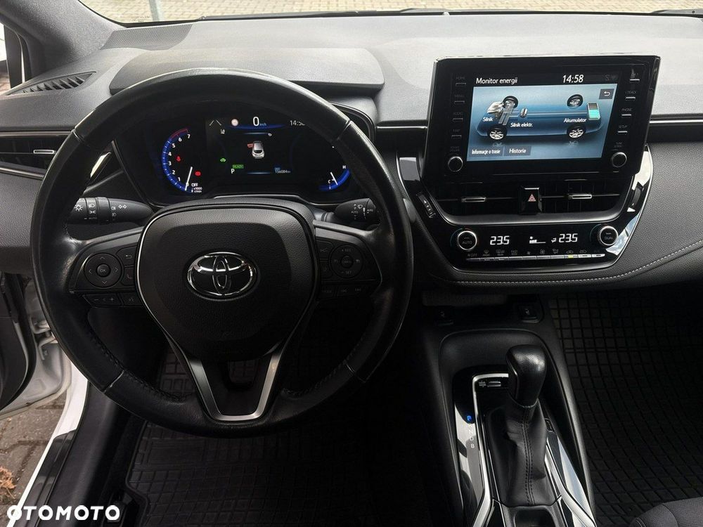 Toyota Corolla 1.8 Hybrid Comfort - 18