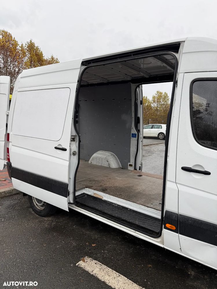 Mercedes-Benz Sprinter - 7
