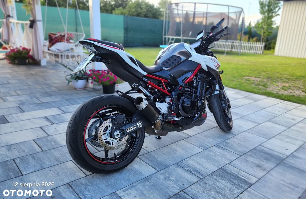 Kawasaki Z 900 - 16