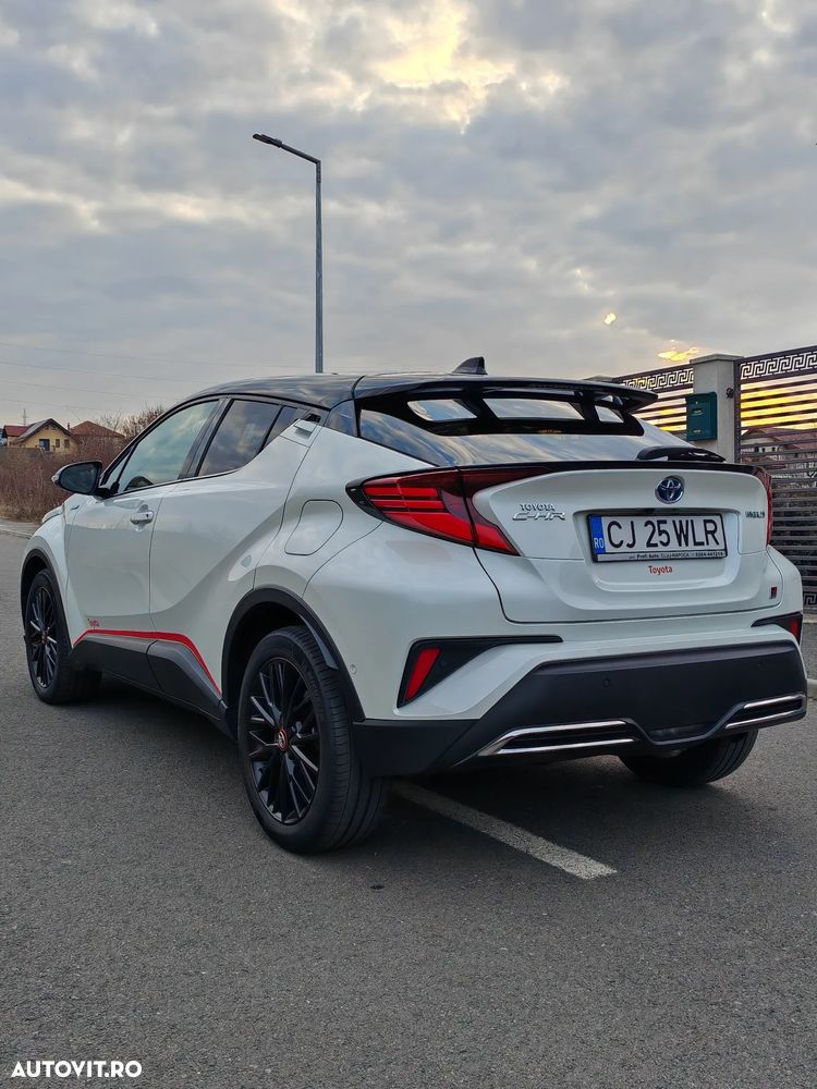 Toyota C-HR - 8