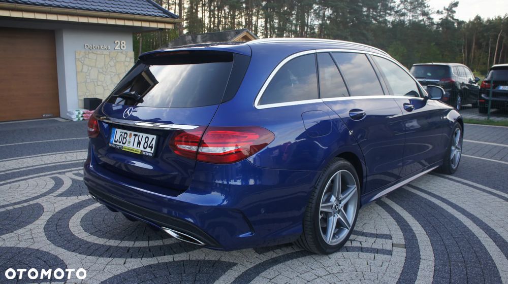 Mercedes-Benz Klasa C 200 9G-TRONIC AMG Line - 9