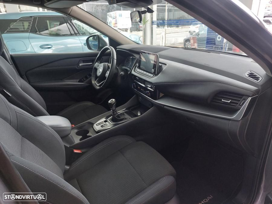 Nissan Qashqai 1.3 DIG-T N-Connecta - 38