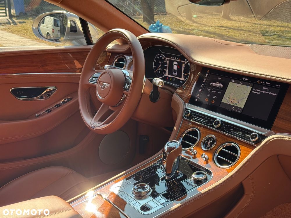 Bentley Continental GT - 16